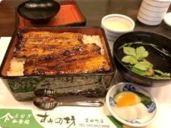 食べ歩き企画の様子